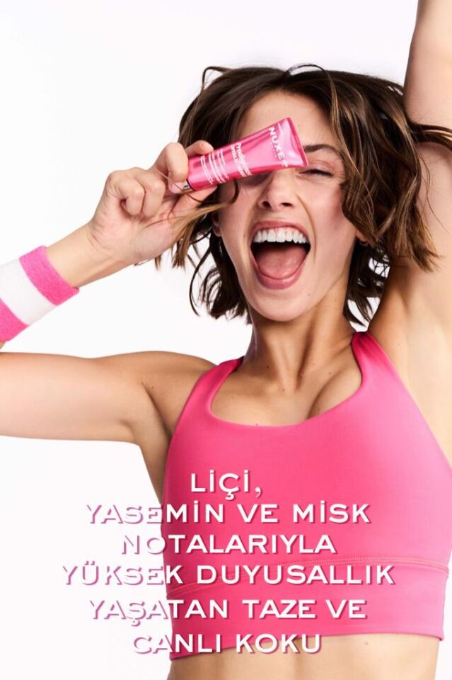 Nuxe Prodigieuse Hyalu Boost Dolgunlaştırıcı Aydınlatıcı Nemlendirici Krem 50 ml