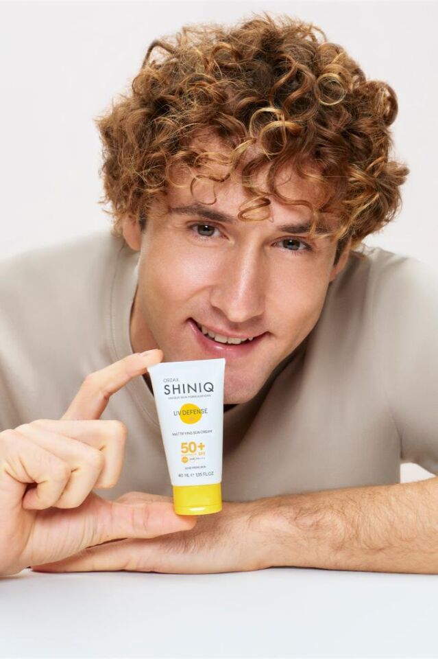 SHINIQ AKNE KARŞITI GÜNEŞ KORUYUCU SPF50+ 40 ML