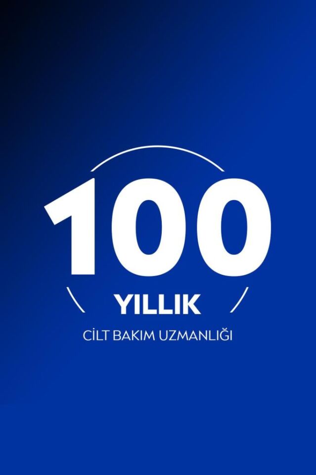 Nivea Bakım Yapan Dudak Bakım Kremi Hydro Care SPF15 4,8 gr